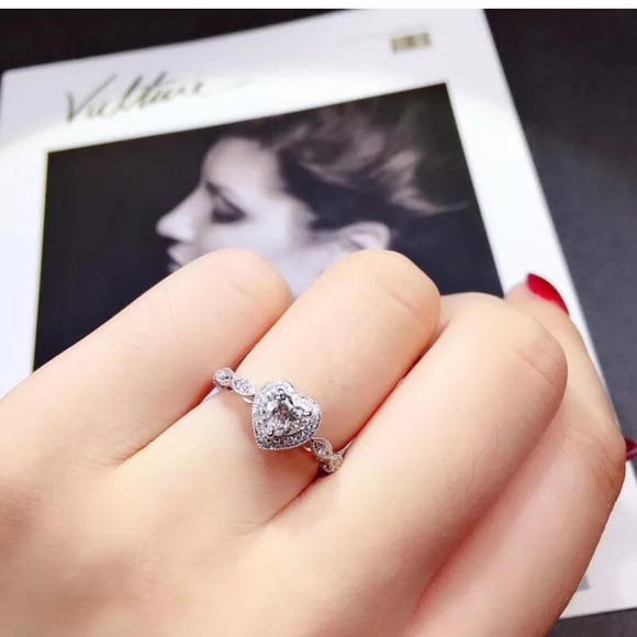 Romantic 925Silver Heart Ring Women White Sapphire - Picture 3 of 4